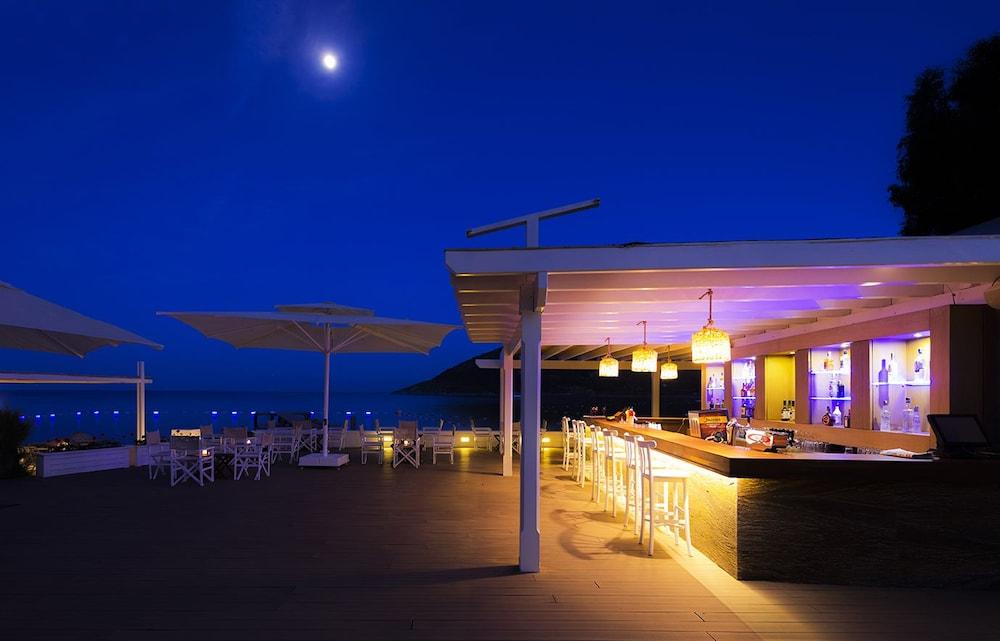 Liv Hotel By Bellazure Akyarlar Exterior foto